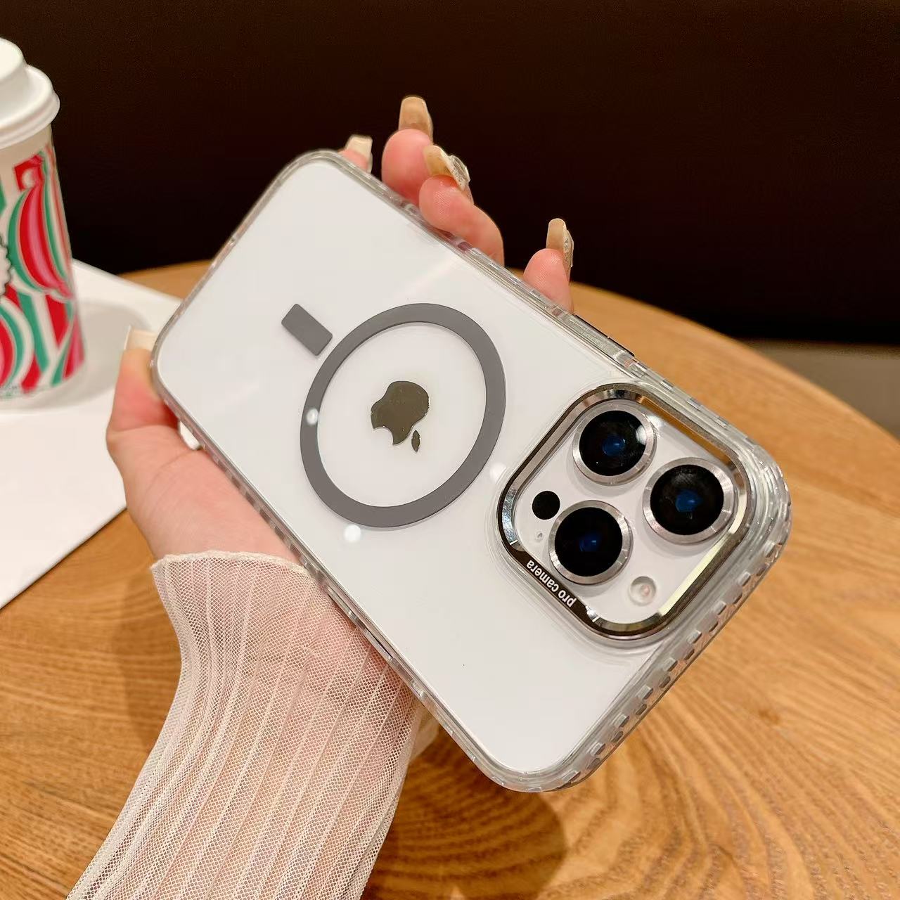 Luxury MagSafe iPhone Case – Protection &amp; Elegance Combined